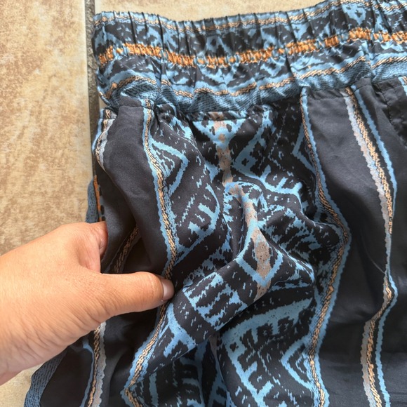 Free People Movement Light Weight Visionary Print Cargo Pants Size Small - Picture 6 of 11